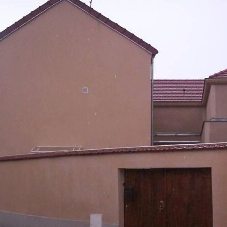 Maison Montfermeilloise Entre Paris Et Disneyland 外观 照片